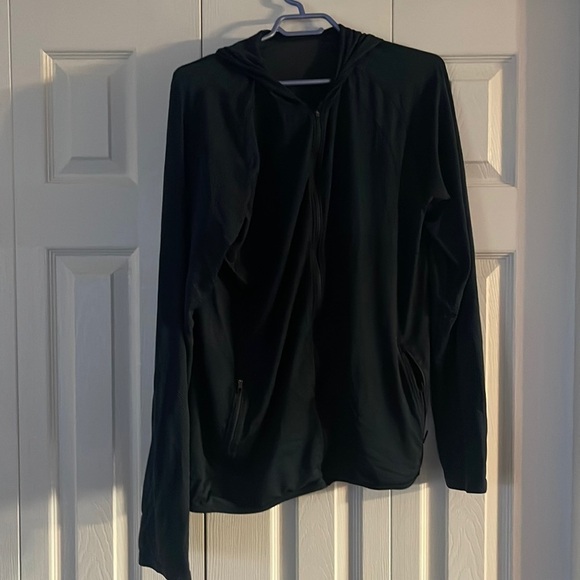 Lululemon Mens Jacket🥰🥰 - Picture 1 of 3